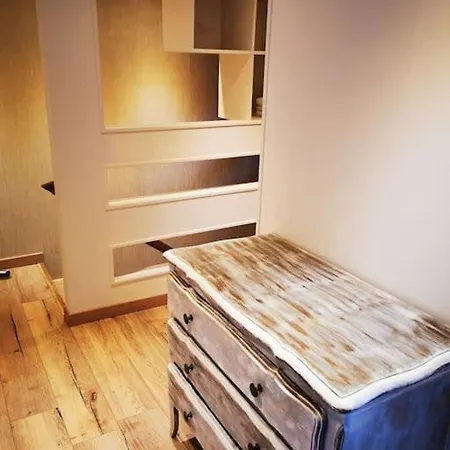 Holiday home Vieux Gaillac, Charmante Maison De Au Calme