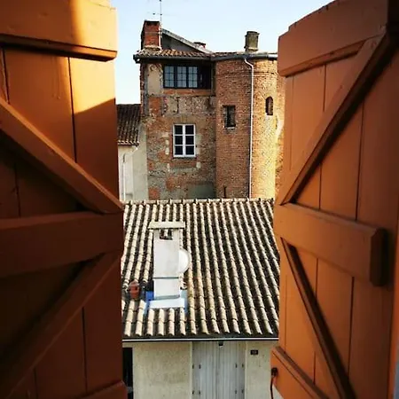 Holiday home Vieux Gaillac, Charmante Maison De Au Calme